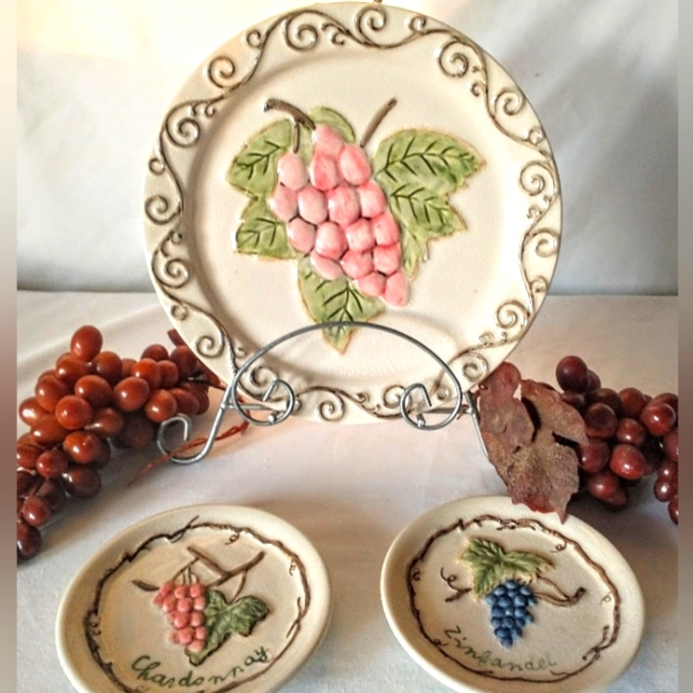 🍇Vintage Grape & Grapevine Pattern Plates - MWW Market